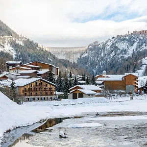 Hotel Tetras ****
