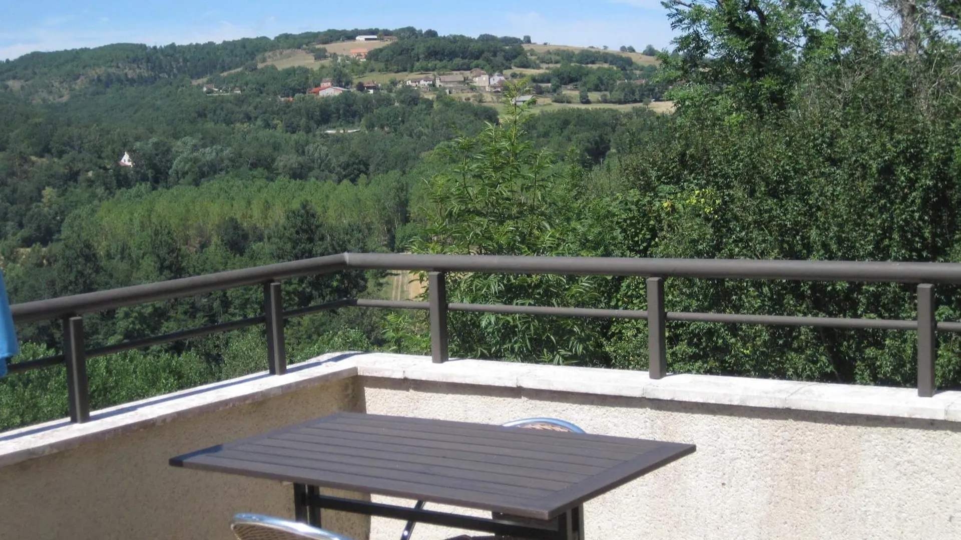 Hotel Restaurant Le Murier De Viels - Grand Figeac Causse-et-Diege France
