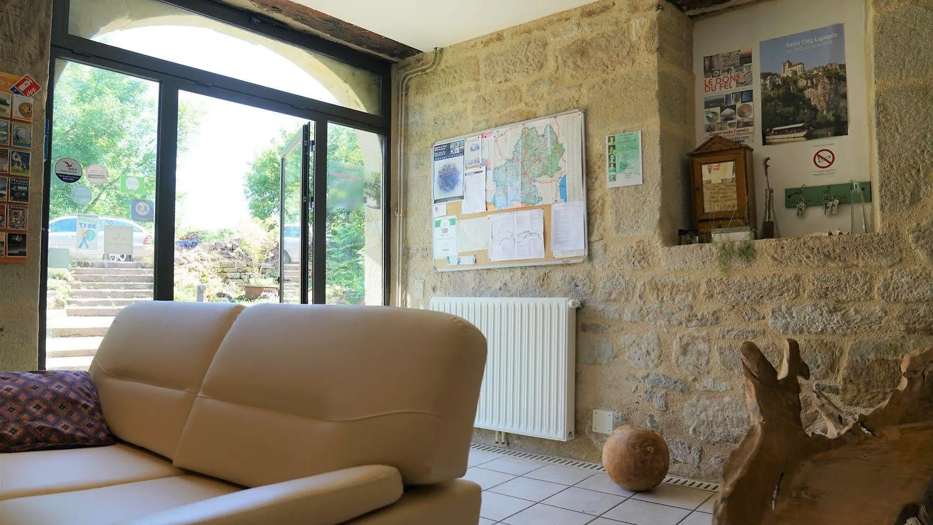 ***  Hotel Restaurant Le Murier De Viels - Grand Figeac Causse-et-Diege France
